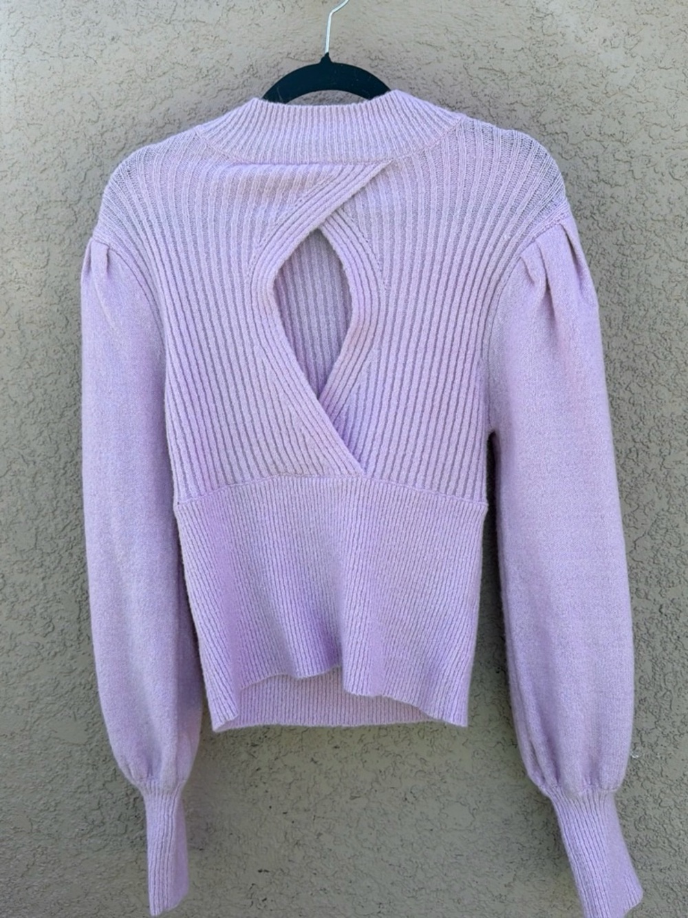 Forever 21 Lavender Ribbed Knit Sweater with Twist Back